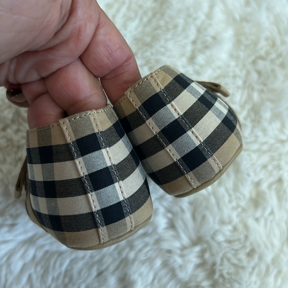 Burberry Infants Charleton Vintage Check Crib Shoes - Picture 6 of 10